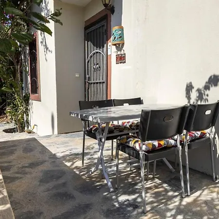 Apartment 2 Brspacious House With Garden Gumusluk